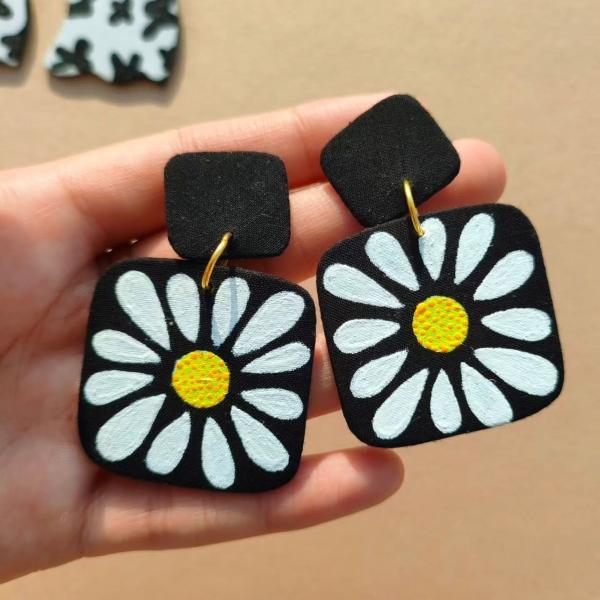 Midnight Daisy Square Earrings – Handmade Floral Art on Black Canvas