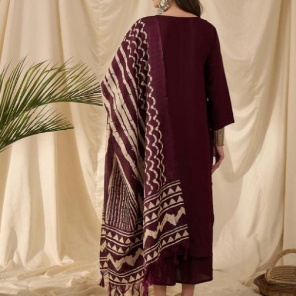 Women Regular Kurta with Palazzos & With Dupatta